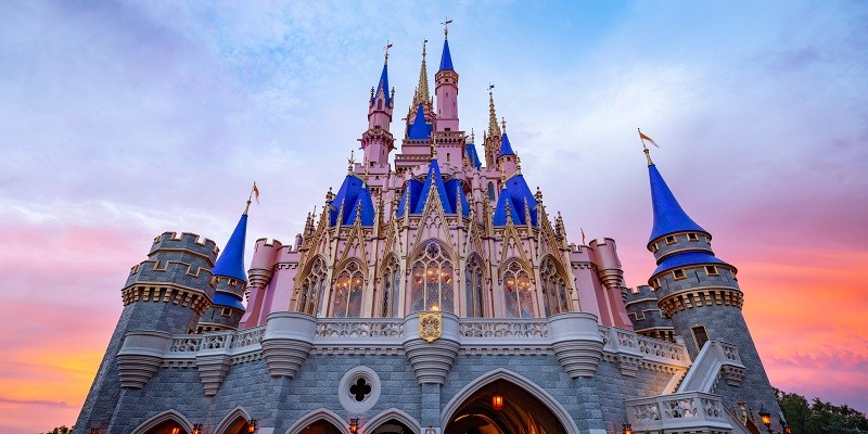 How Much Money Does Disney World Make A Day
