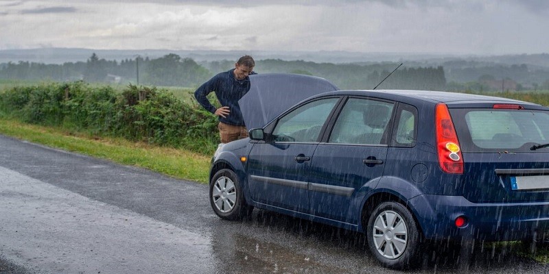 Can You Jump A Car In The Rain