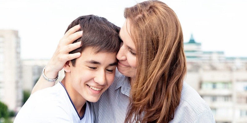 Which Type Of Parenting Is Most Effective During Adolescence