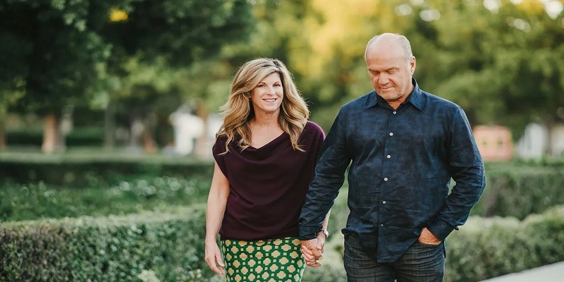 Who Is Greg Laurie Wife