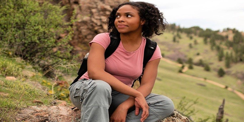 The Benefits of Women's Bamboo T-Shirts: Stay Cool and Comfortable