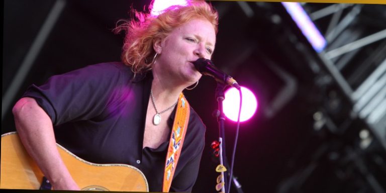 Emily Saliers Net Worth